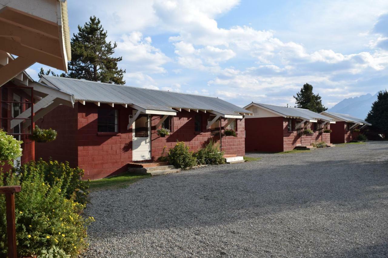 Hôtel Redwood Cabins à Stanley Extérieur photo